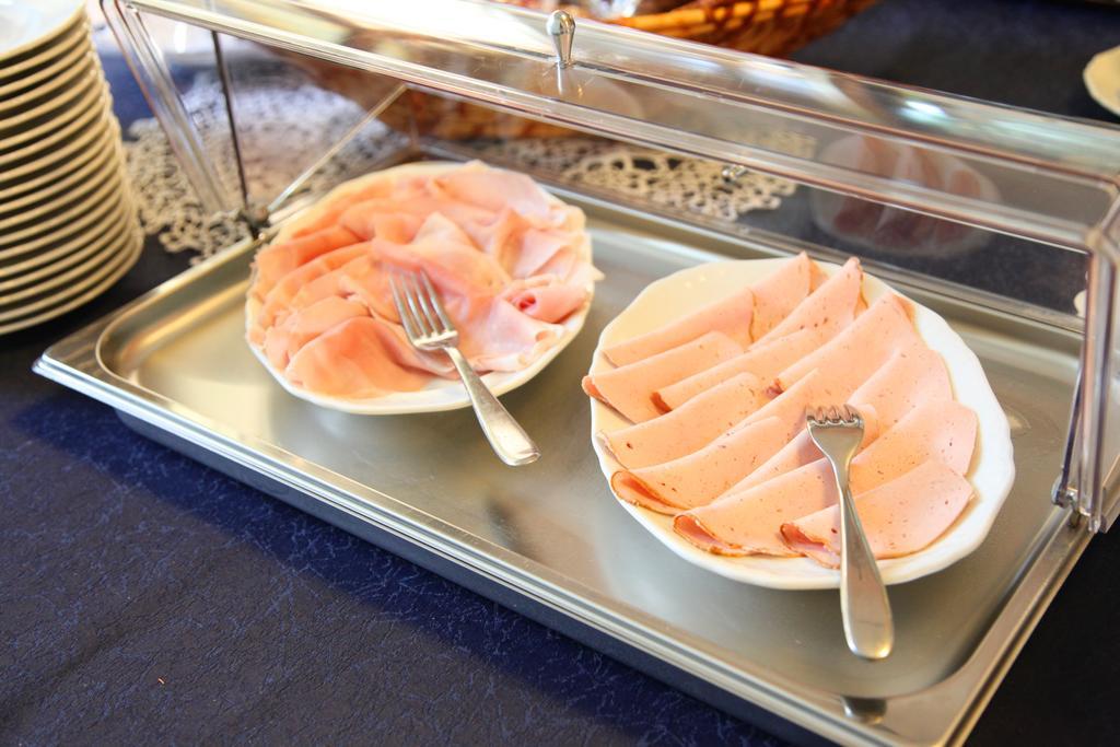 פסקיארה דל גארדה Albergo Ristorante Papa מראה חיצוני תמונה